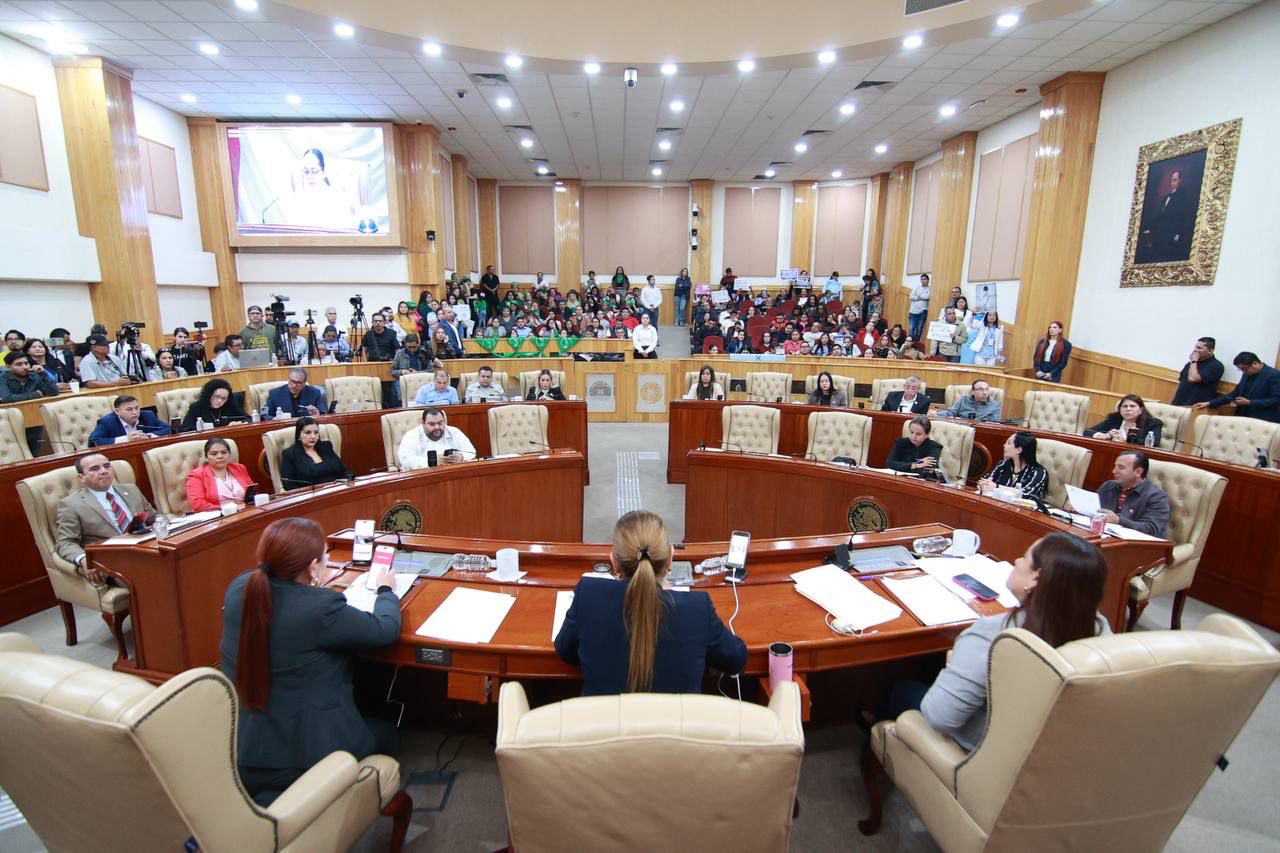 Reconoce Congreso a mujeres y hombres científicos