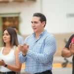 Héctor Santana inaugura cuatro calles en Valle de Banderas